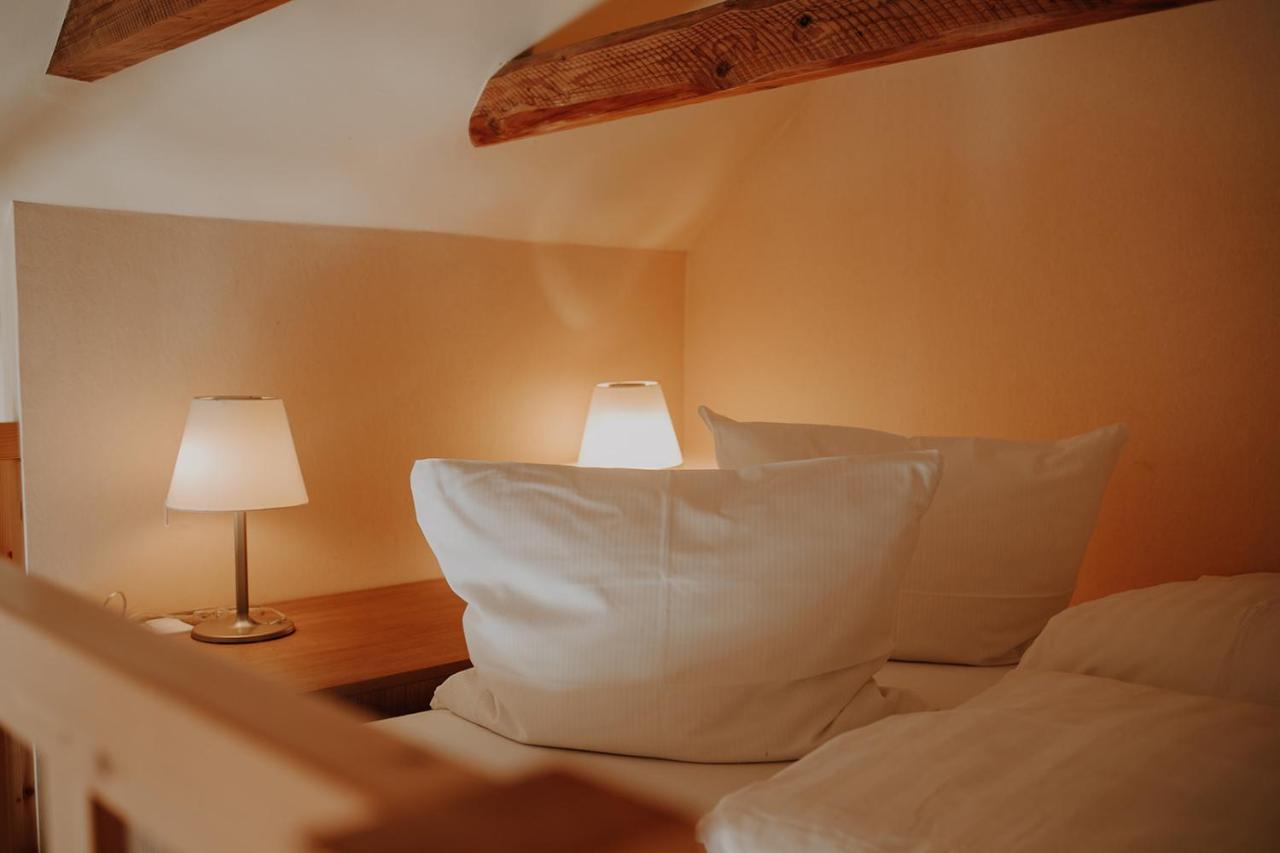Hotel Seeblick Thuelsfeld Bagian luar foto