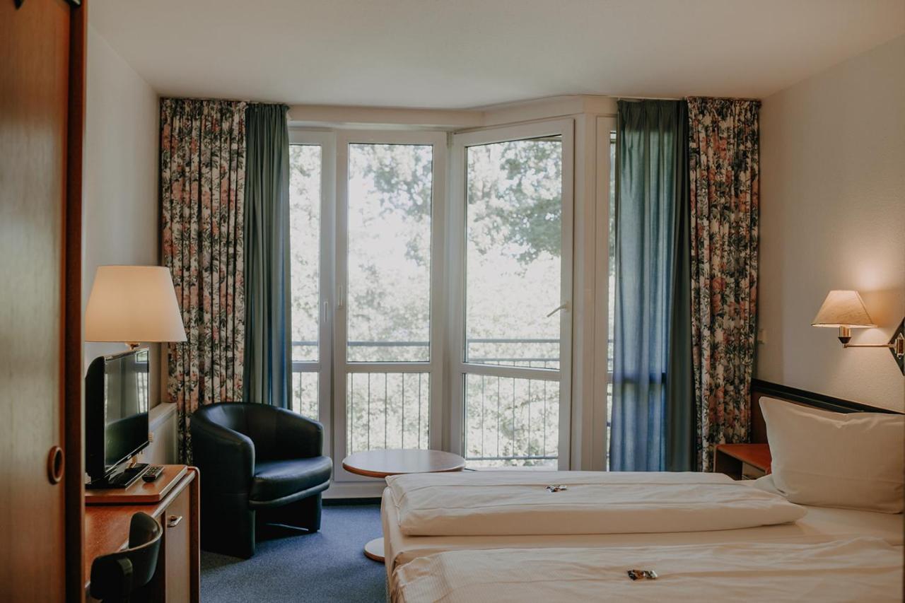 Hotel Seeblick Thuelsfeld Bagian luar foto