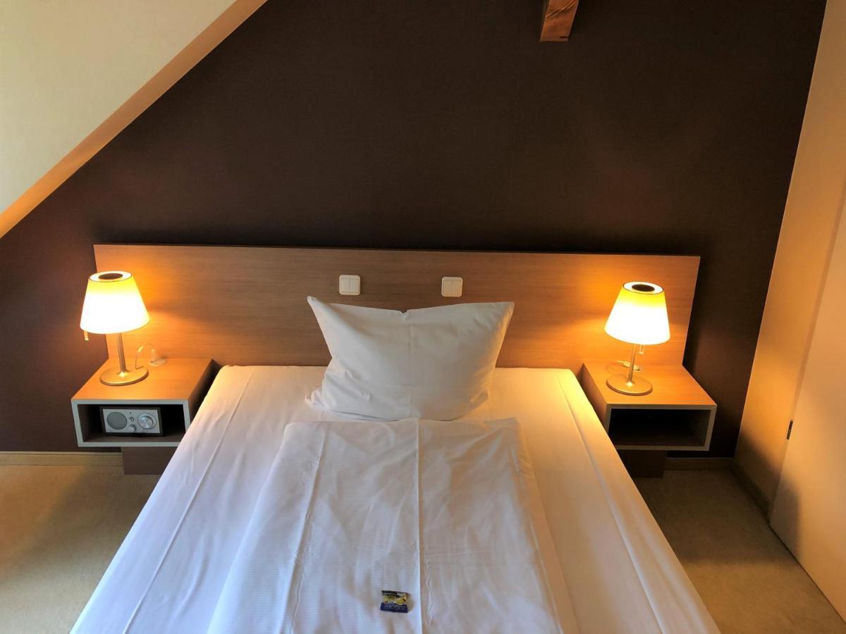 Hotel Seeblick Thuelsfeld Bagian luar foto