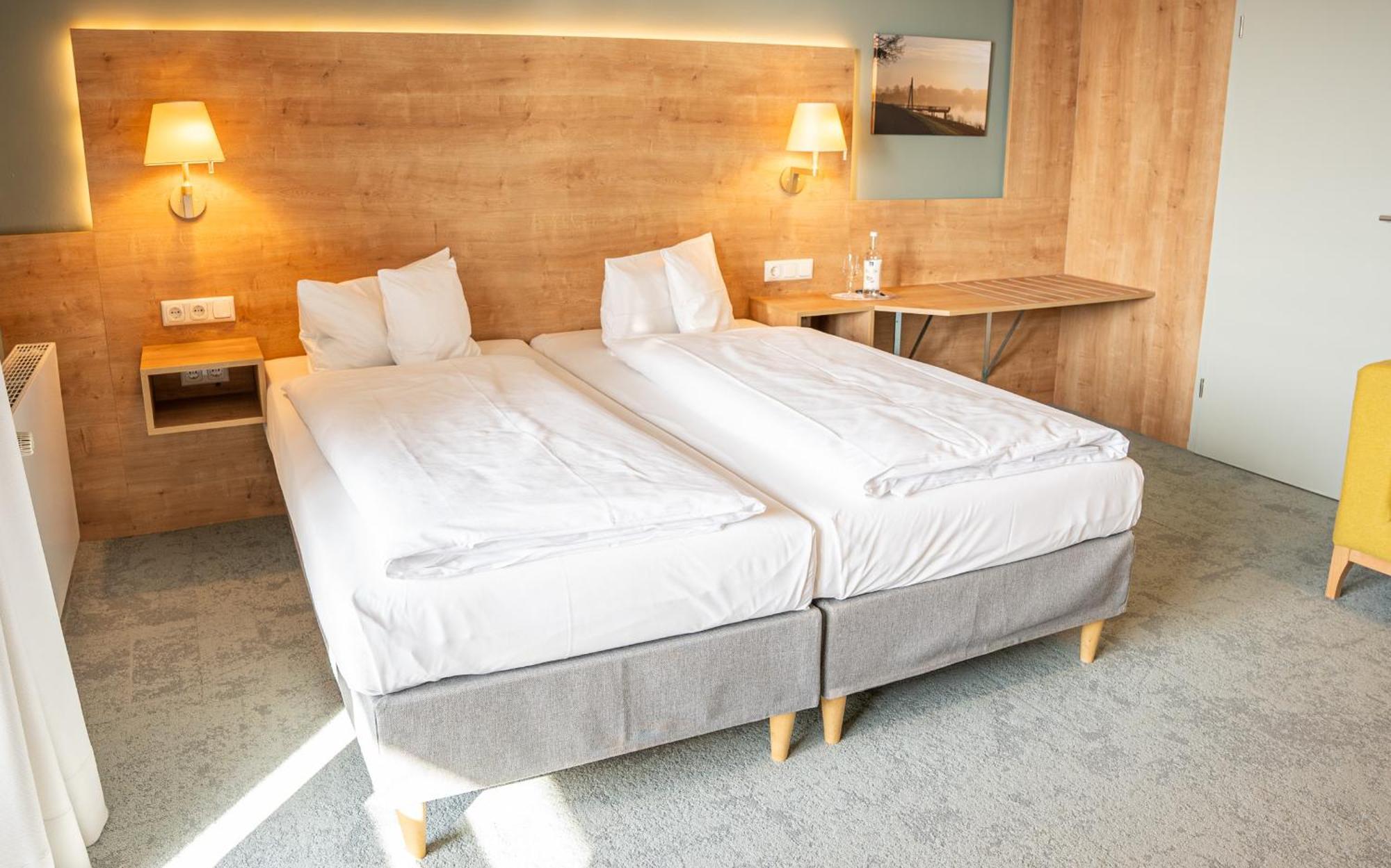 Hotel Seeblick Thuelsfeld Bagian luar foto